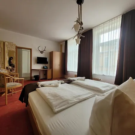 Hotel Am Brauhaus 3*